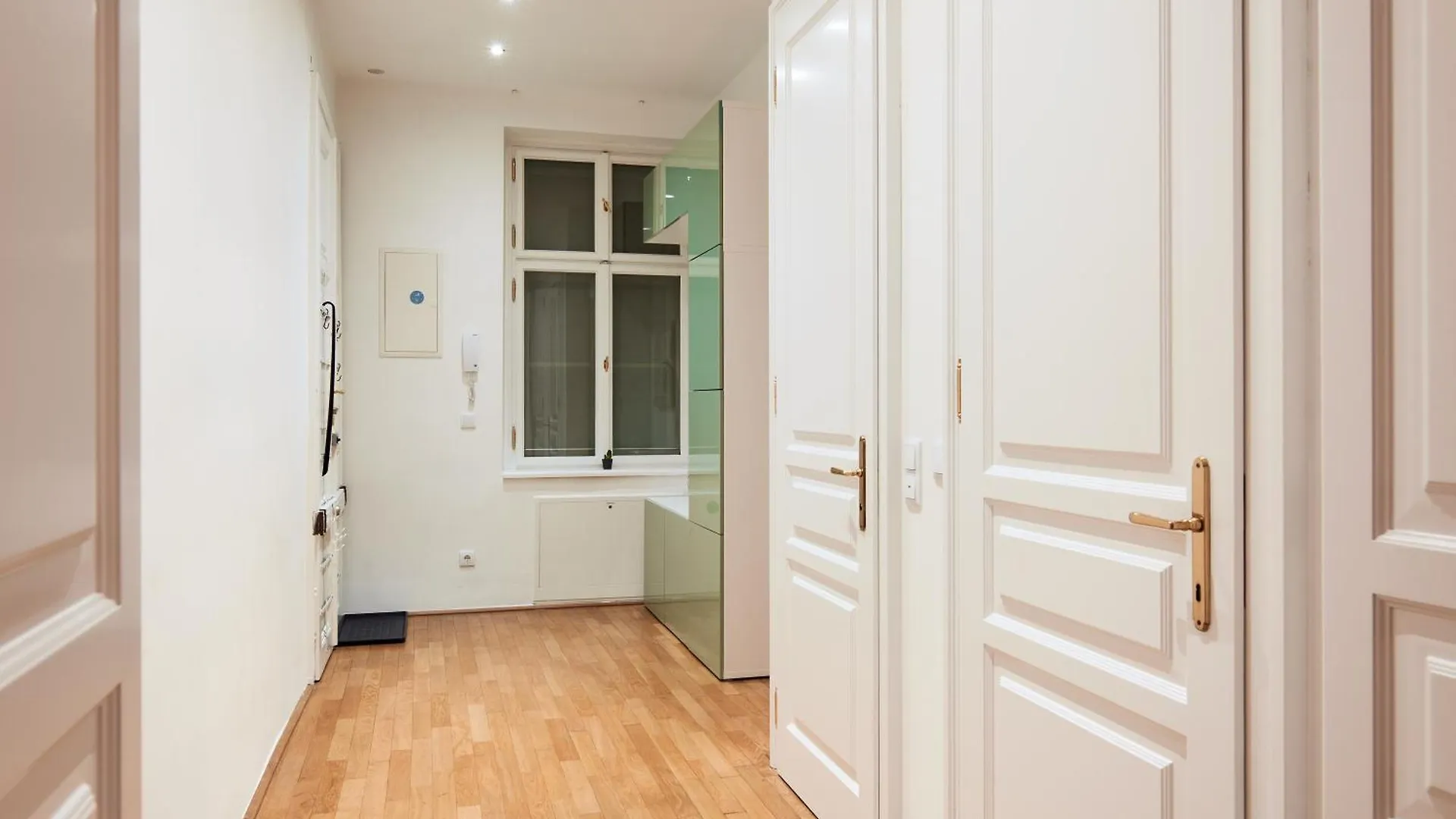 Premium Apartments Near Naschmarkt In Central Wien 24H Check-In 0*, Vienna Austria