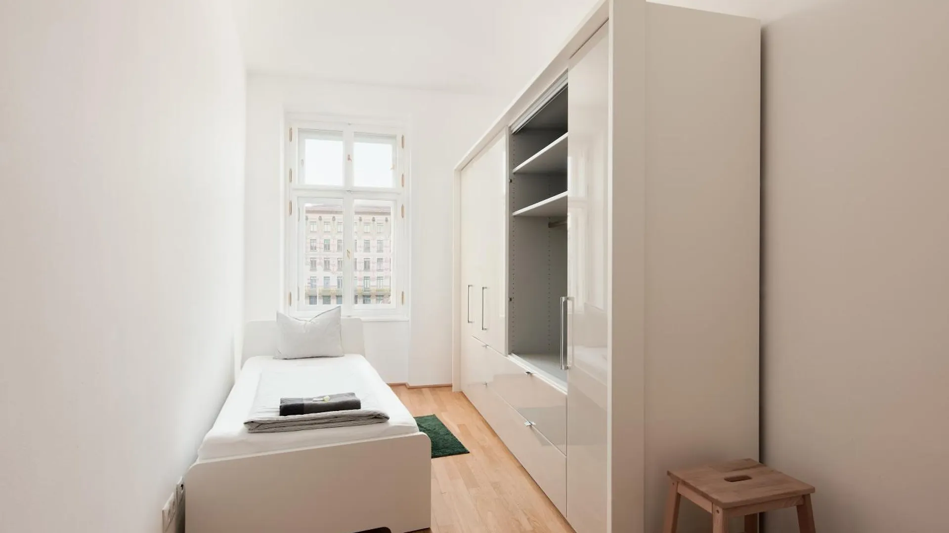 Premium Apartments Near Naschmarkt In Central Wien 24H Check-In